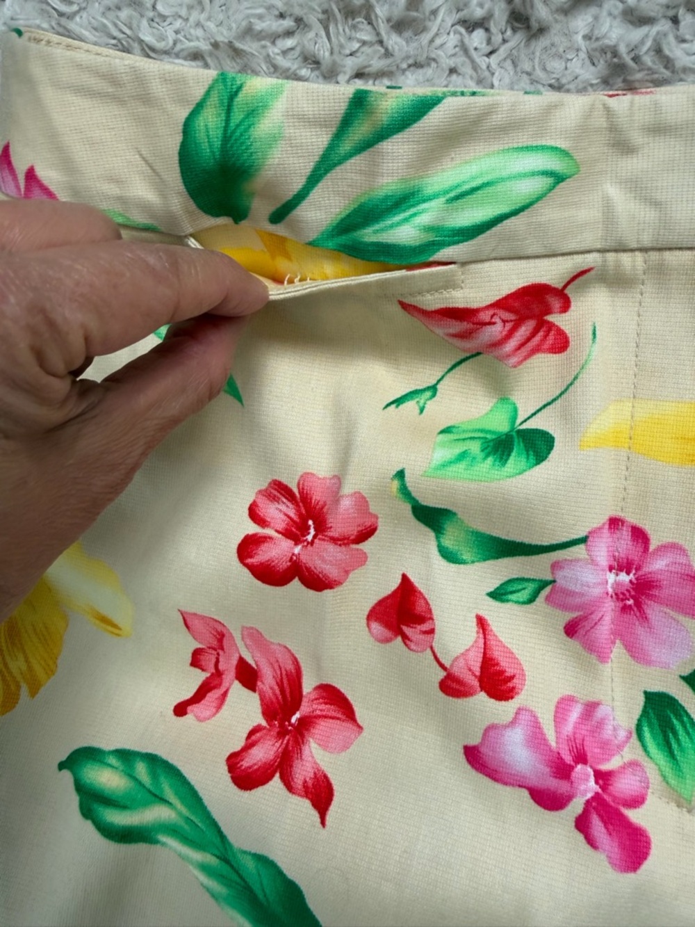 Rafaella colorful Yellow Floral Pants - Picture 3 of 8